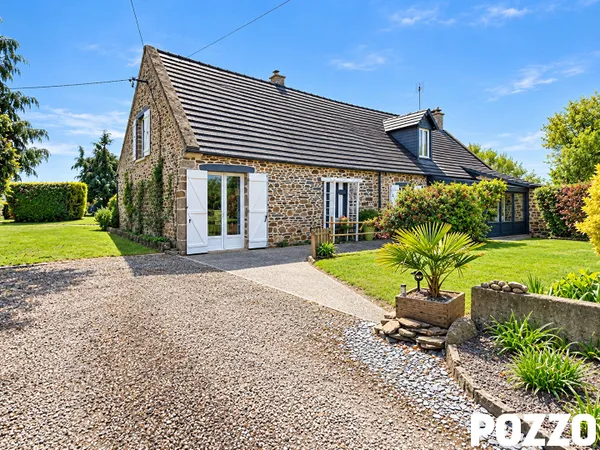 A Vendre - Saint Georges De Grehaigne - Maison 6 pièce(s) 149 m²
