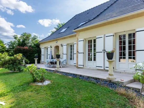 Maison 7 pièces 183 m²