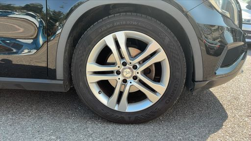 Mercedes Classe GLA 180 d 109 - Sensation – 2016 – 141000 km – Diesel – Boîte Manuelle — photo 12