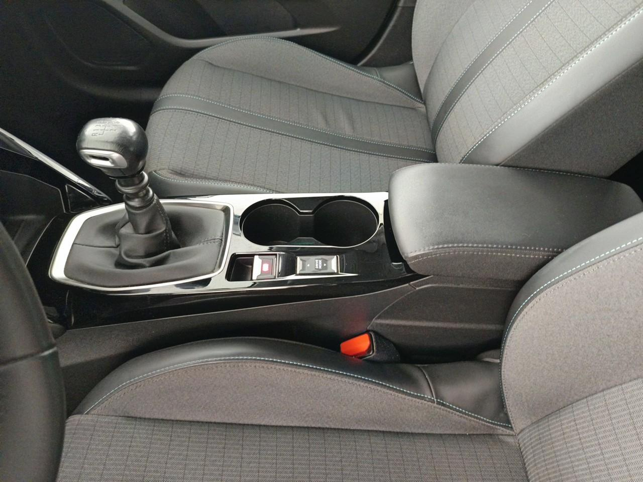 Peugeot 208 puretech 100 s&s bvm6 allure — photo 31