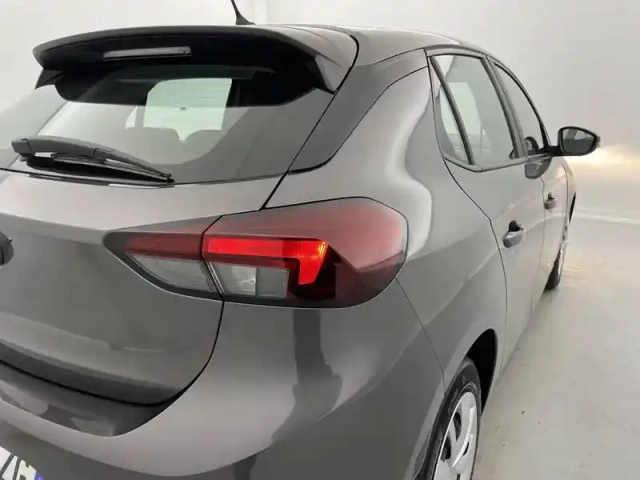 Opel Corsa 1.5 diesel 100 ch bvm6 — photo 24