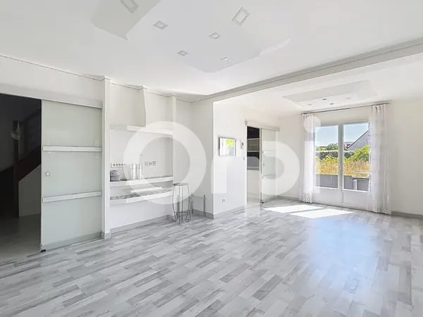 Maison 6 pièces 120 m²