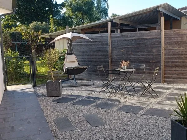 Location dépendance meublée 58 m² - 2 chambres individuelles - Bail étudiant / mobilité (9 mois/10mo