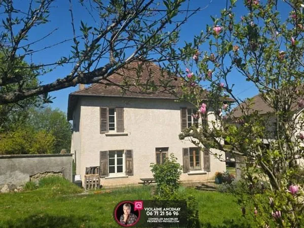 Maison 13 pièces 340 m²