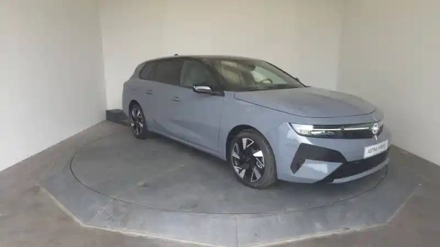 Opel Astra sports tourer 1.2 turbo hybride 145 ch automatique — photo 6