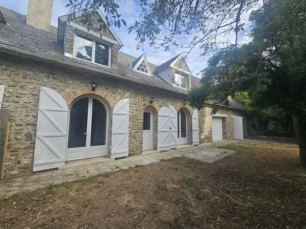 MAISON A LOUER A ROINVILLE DE 6 PIECES - 4 CHAMBRES - No4G