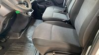 Renault Master F3500 L2H2 2.3 Blue dCi 135ch Confort Euro6E — photo 13