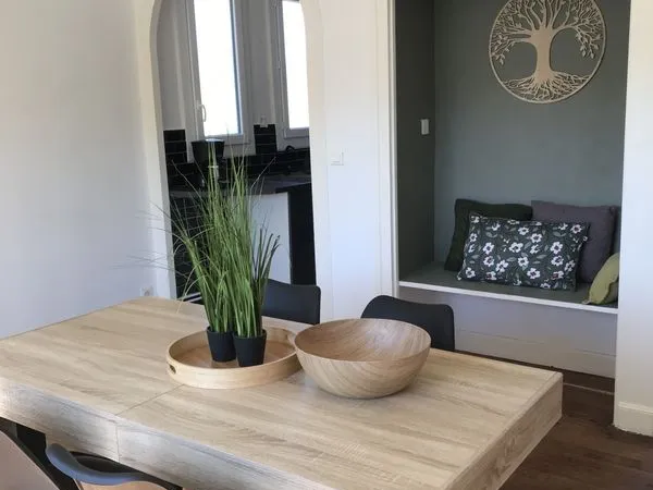 Appartement meublé 3 pièces 73 m2 coeur de ville