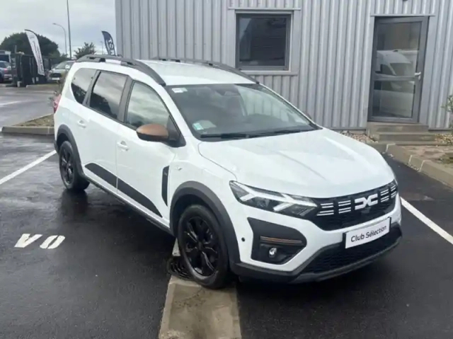 Dacia Jogger 1.0 tce 110ch extreme 7 places -24 — photo 12