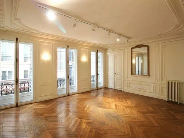 Bureaux 141 m²