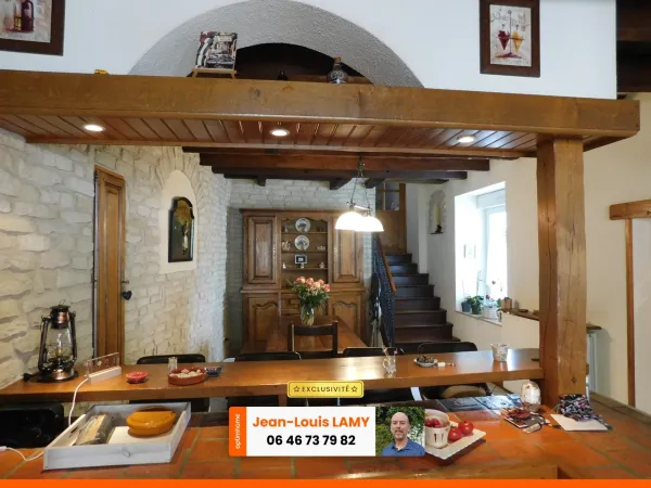 IS-sur-TILLE - MAISON ATYPIQUE DE VILLE - 6 PIÈCES - 3 CHAMBRES - 110 m² HABITABLES