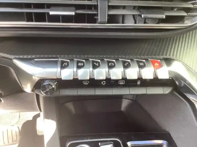Peugeot 5008 bluehdi 130ch s&amp;s eat8 allure pack — photo 16