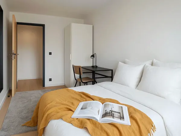 Room in 60m2 3-bedroom flat - Clichy, 6 min to met