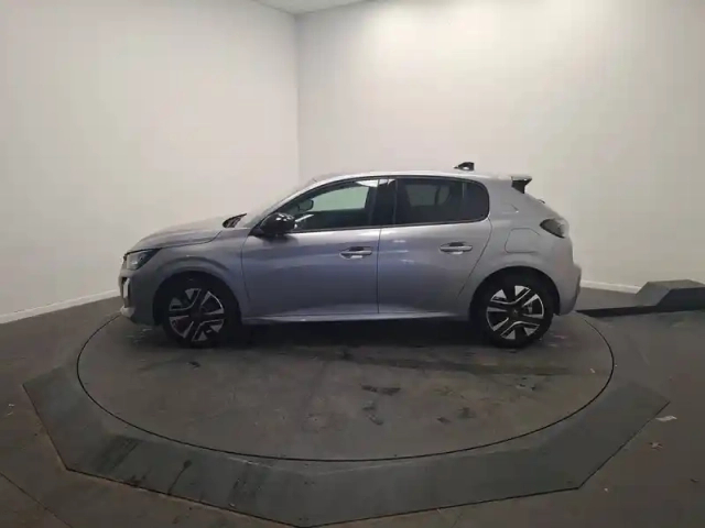Peugeot 208 hybrid 100 e-dcs6