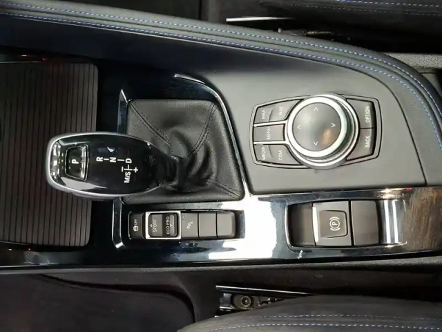 Bmw X2 sdrive 18i 140 ch dkg7 — photo 37