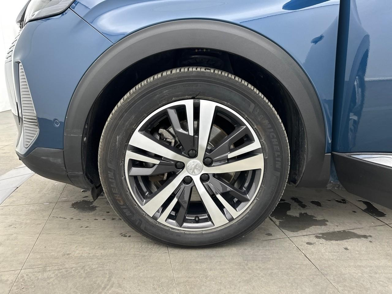 Peugeot 3008 hybrid 225 e-eat8 allure pack — photo 14