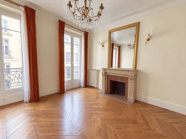Appartement 4 pièces 80 m²