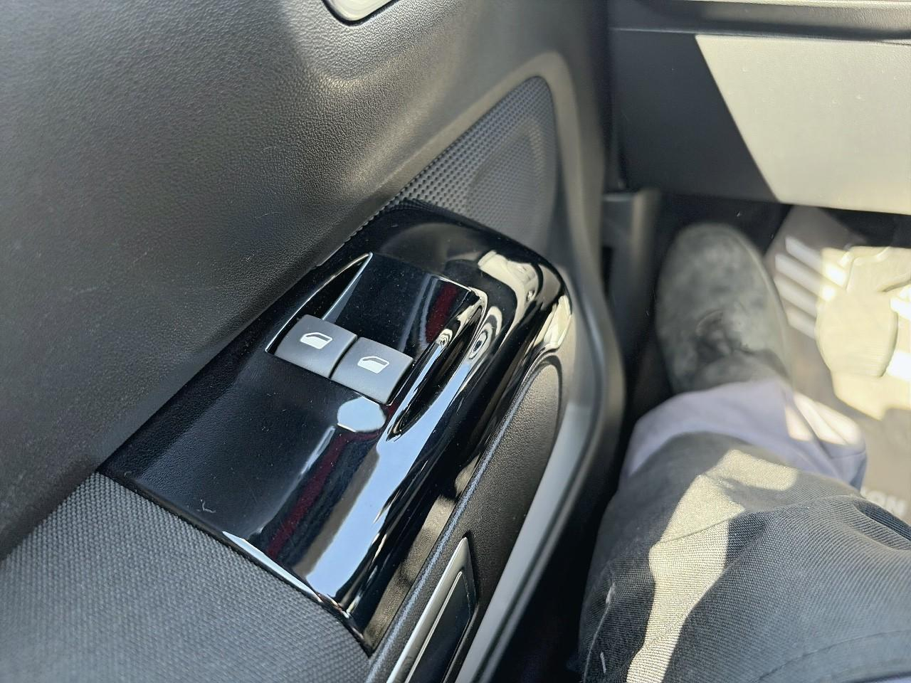 Citroën C3 1.2 puretech 83ch s&s shine — photo 17