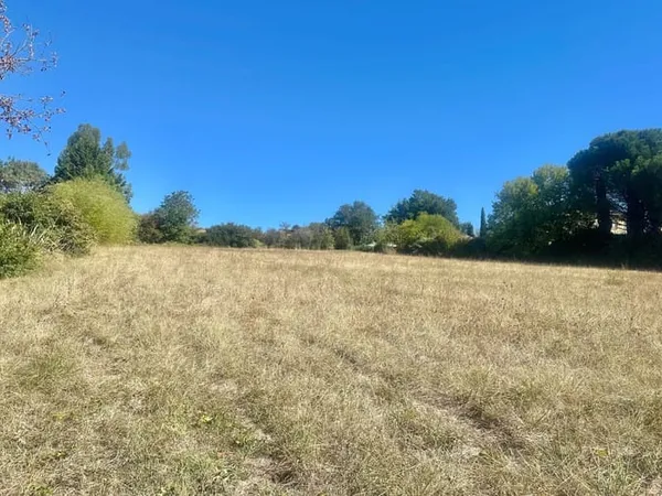 Terrain 4278 m²