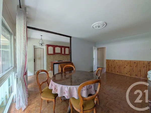 Appartement 4 pièces 82 m²