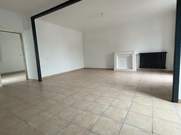 Superbe maison en pierre en centre bourg