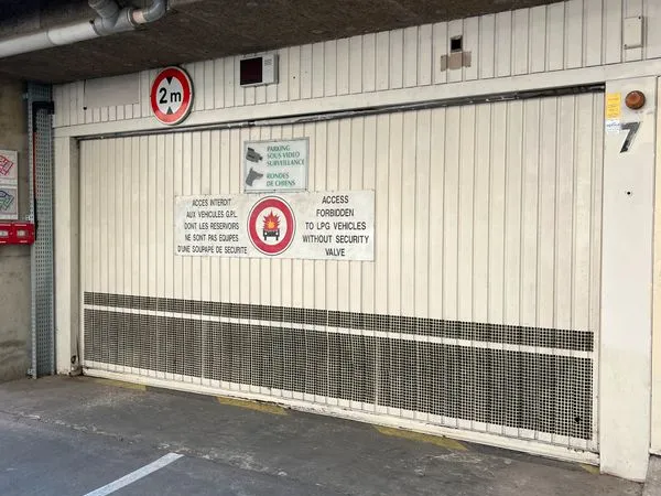 Place de parking- Lyon 3ème- Garibaldi