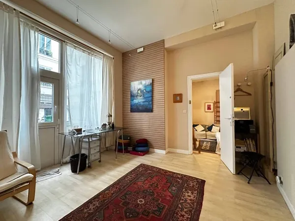 Local d'activité 2 pièces 28 m²