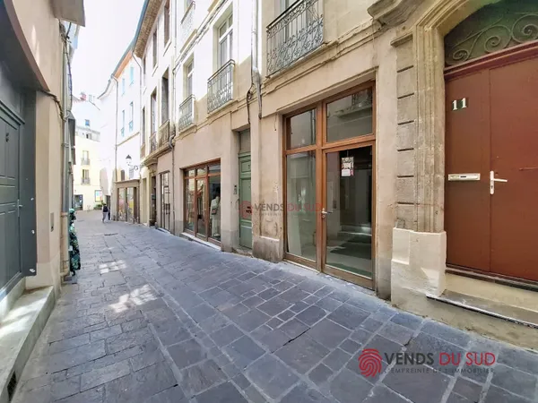 Local commercial 1 pièce 13 m²