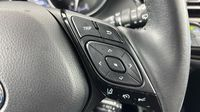 Toyota C-Hr 122h Edition 2WD E-CVT MY22 — photo 25