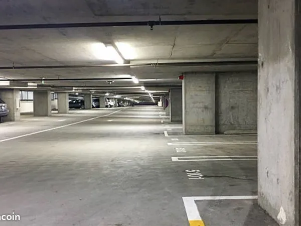 Place de parking à louer Colombes au 165 Bd Valmy