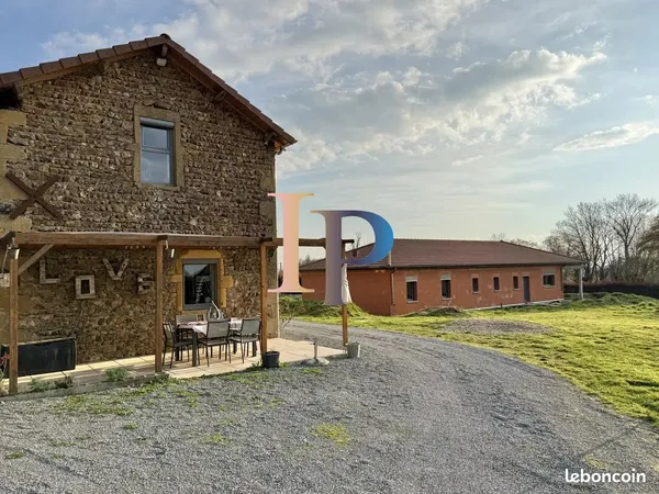 Maison 5 pièces 277 m²