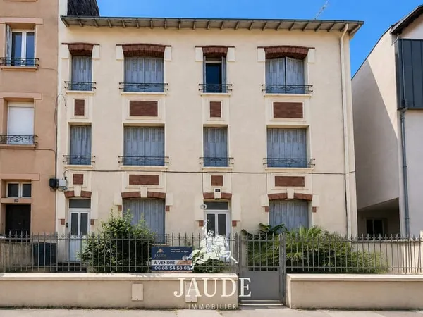 Immeuble pour investiseurs - 4 appartements loués