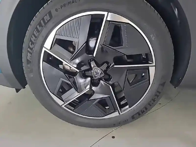Peugeot 408 puretech 130 ch s&amp;s eat8 — photo 53