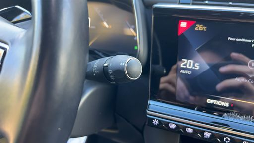 DS DS7 Crossback 1.5 BlueHDi 130 EAT8 - Grand Chic – 2021 – 155113 km – Diesel – Boîte Automatique — photo 11