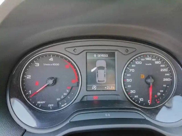 Audi Q2 30 tdi 116 bvm6 — photo 17