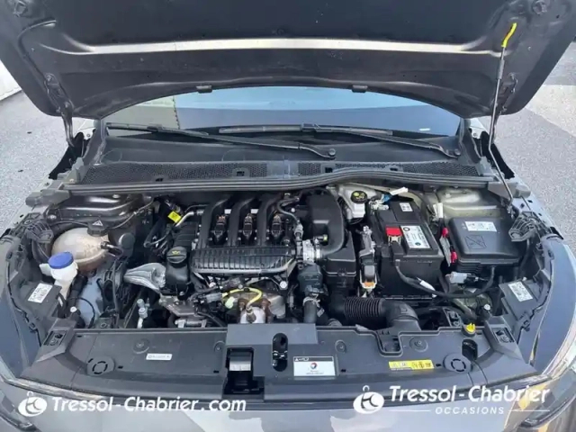 Peugeot 208 puretech 75 s&amp;s bvm5 style — photo 7