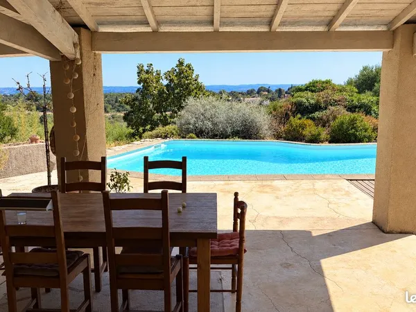 Villa d'architecte 180 m² de plain-pied — vue exceptionnelle — terres de rouvière