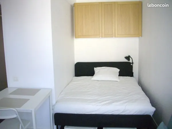 Studio 25 m² meublé, climatisé, très bien équipé, très bien situé