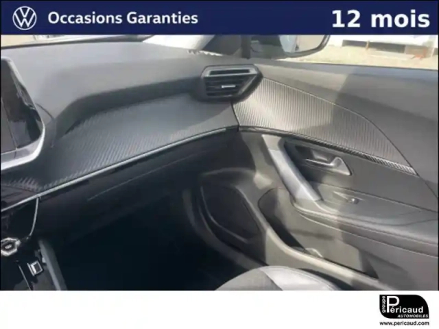 Peugeot 2008 puretech 130 s&amp;s bvm6 — photo 21