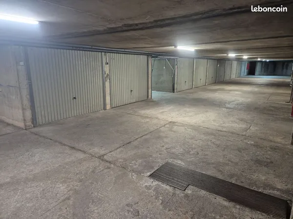 Canet Place Méditerranée Garage Individuel 13 m2