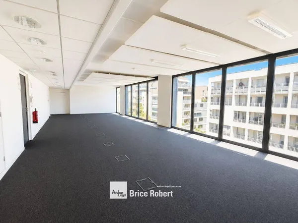 Bureaux 175 m²