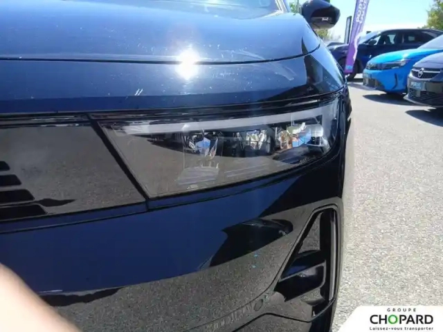 Opel Astra hybrid 180 ch bva8 — photo 22