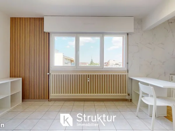 Studio 1 pièce 27 m²