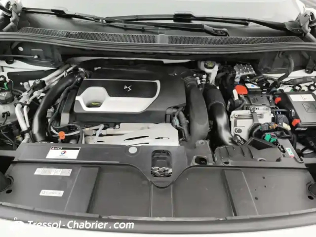 Ds Ds 7 ds7 crossback hybride e-tense 300 eat8 4x4 — photo 27