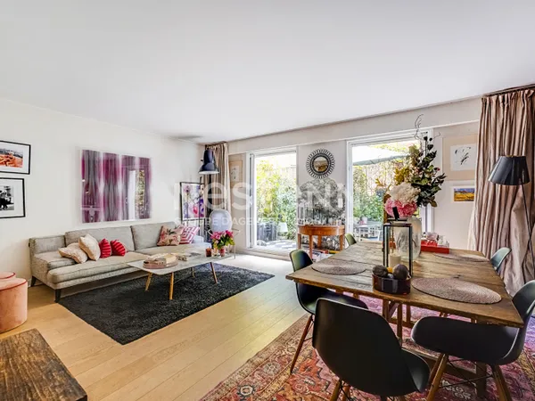 Comme une maison : Duplex avec terrasse de 18 m2 - 4 pièces 84.24 m² - Ville D Avray