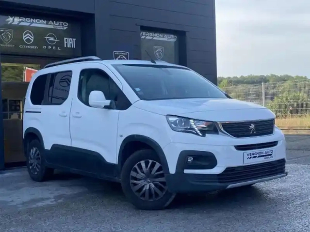 Peugeot Rifter puretech 110 s&amp;s allure — photo 19