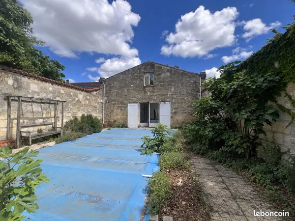 EXCLUSIVITE: 2 maisons sur 2 parcelles pour une multitude de possibilités