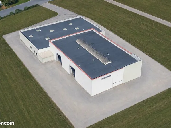 LOCAL D'ACTIVITE 1755 m² BEAUVAIS