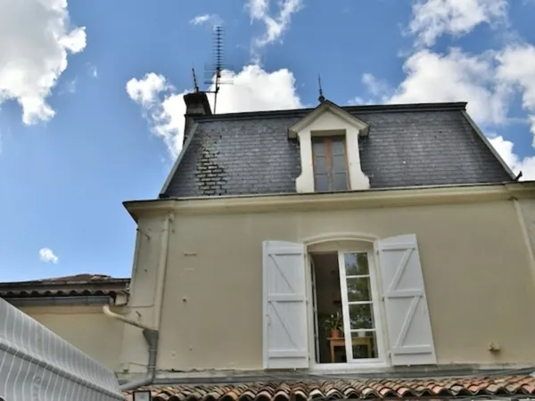 Commerce 7 pièces 240 m²