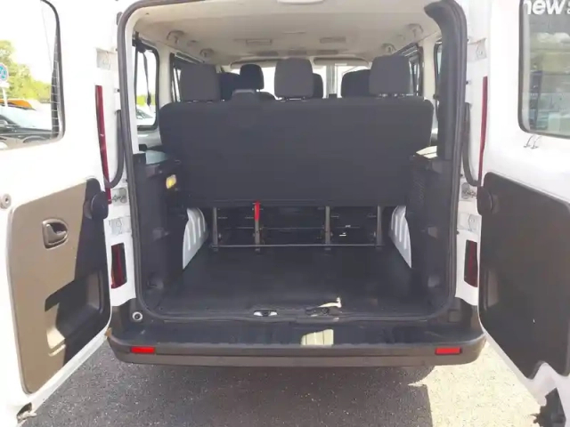Renault Trafic l1 dci 150 energy s&amp;s — photo 20